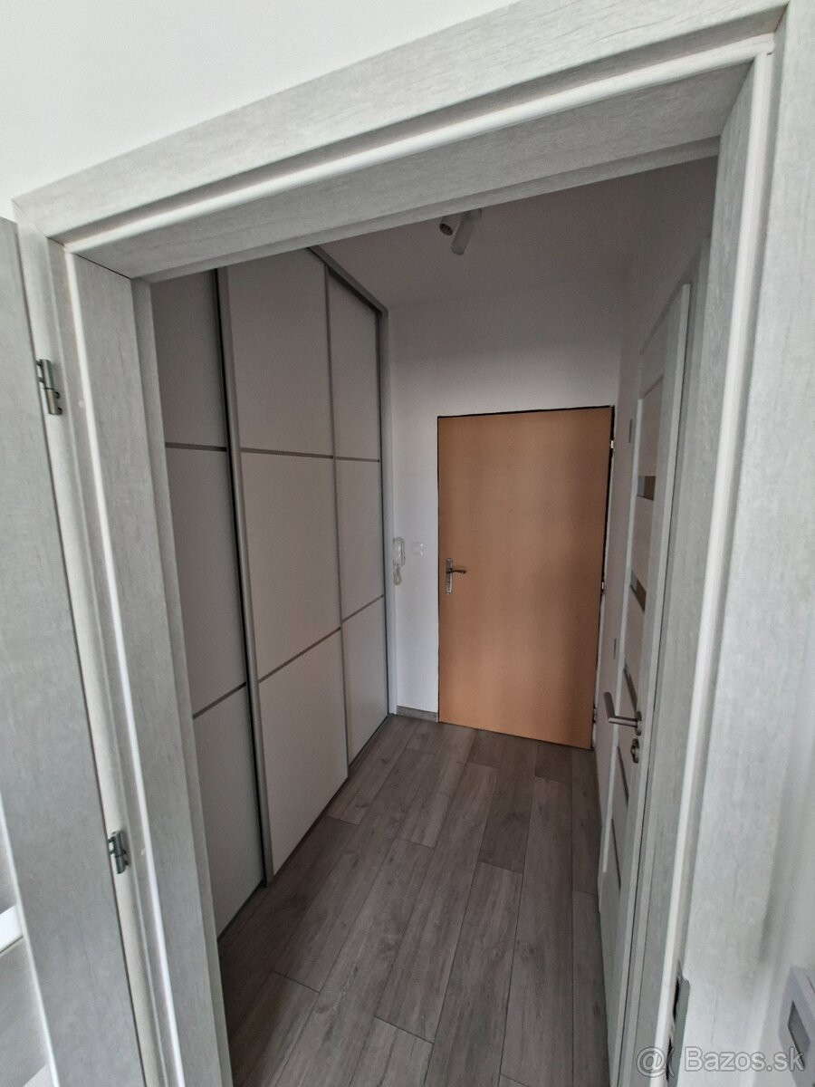 Prenajmem GARZONKU v Námestove - 2