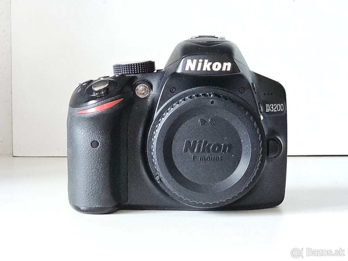 Nikon D3200 - 2
