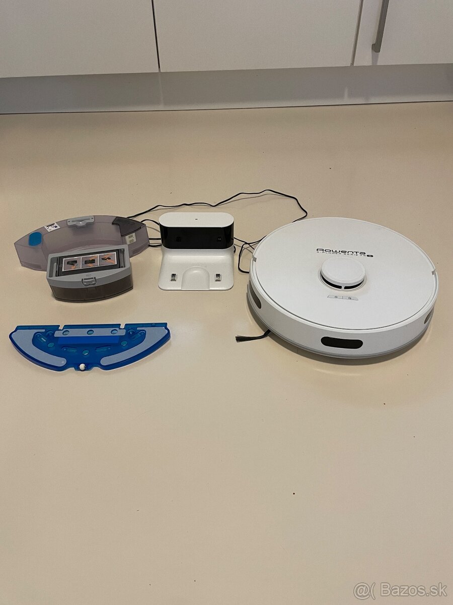 Robotický vysávač Rowenta 4v1 - 2