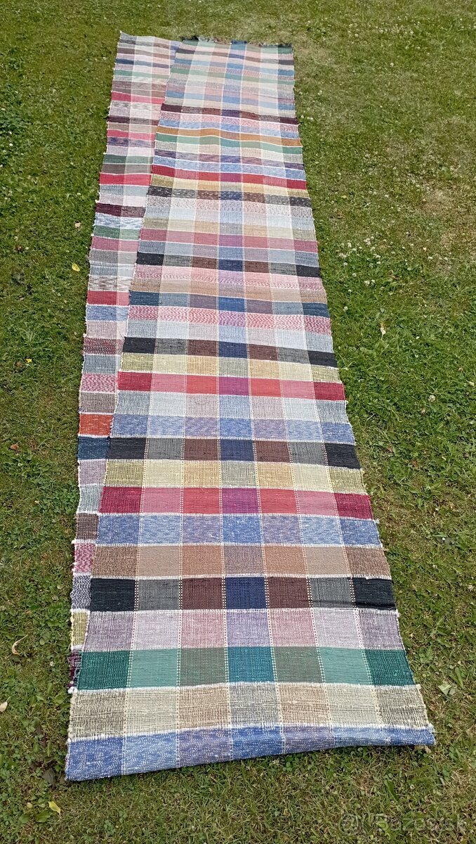 Starý ručne tkaný koberec... - 2