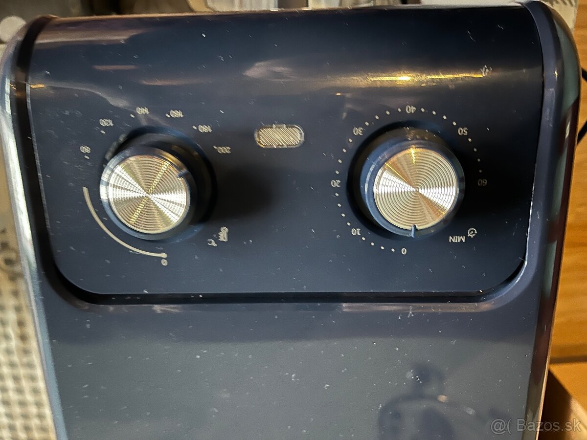 Teplovzdušná fritéza - 2