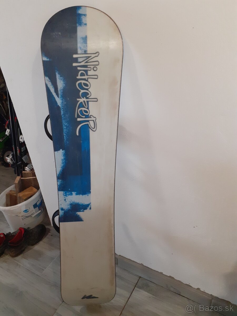 Predám snowboard nidecker - 2