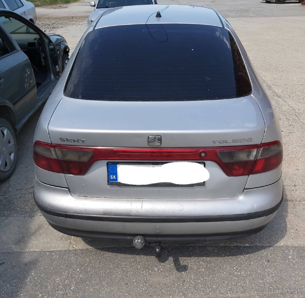 Rozpredám na diely seat toledo 1m2 1.9 66kw - 2