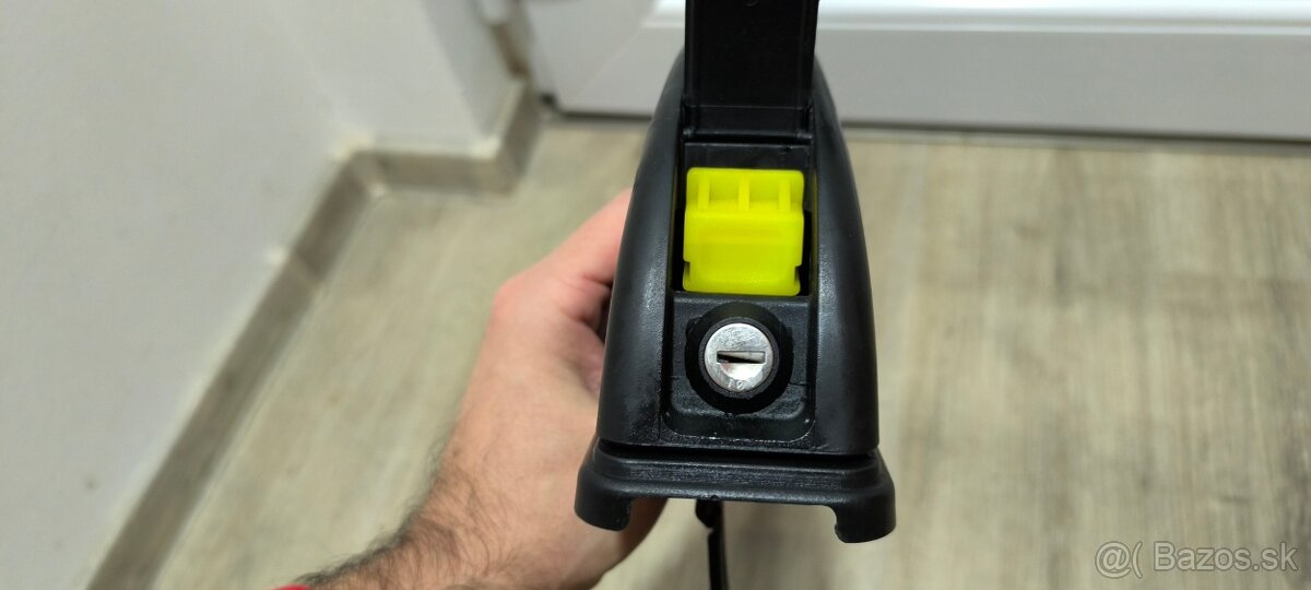 Nosic Hakr pre 5 parov lyzi - 2