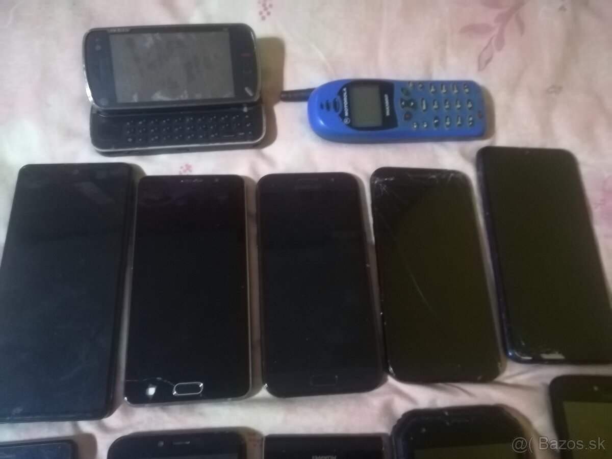 Predám mobily ná náhradné diely - 2