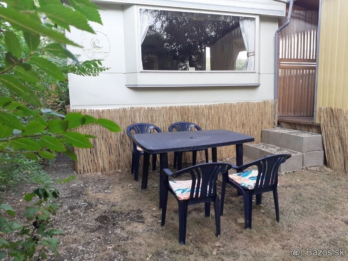 na predaj rekreačná chatka - Chalmová - 2