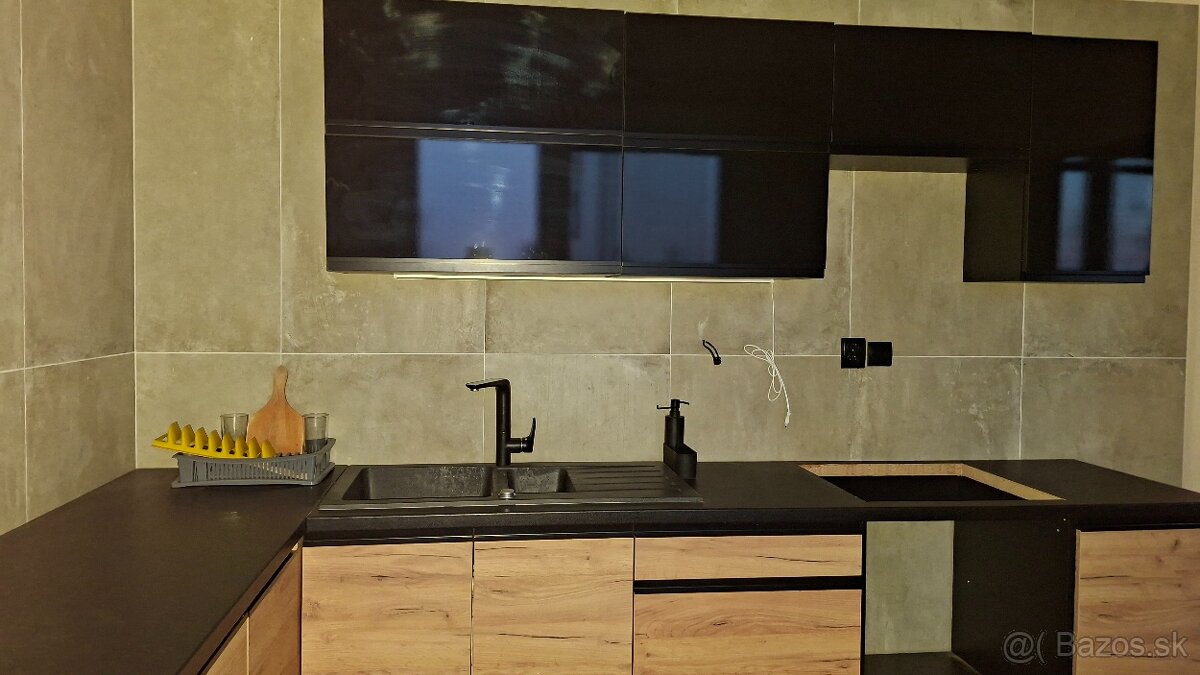 kuchynská linka - 2