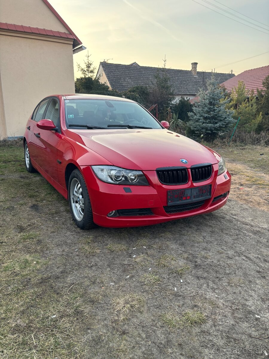 BMW 320i E90 - 2