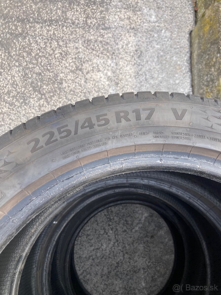 Continental ultra contact 225/45 r17 - 2