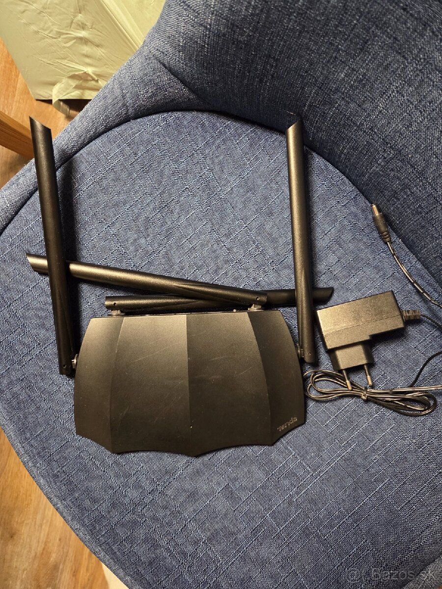 Router Tenda AC8 WiFi5 / AC1200 / 1 Гбіт/с - 2