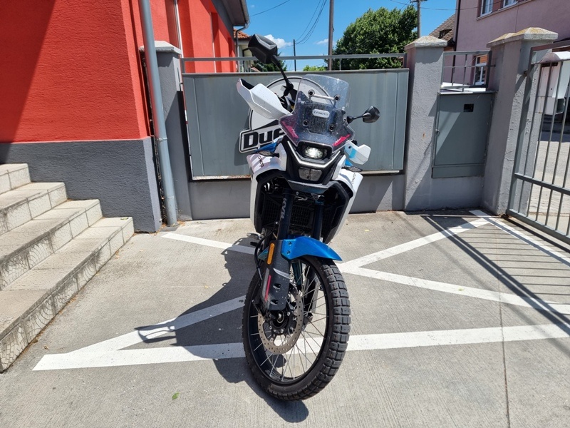 CFMOTO 450 MT