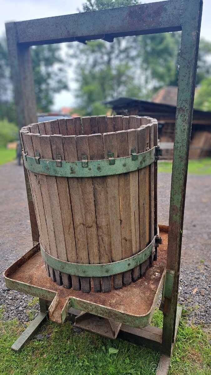 Preš / lis na hrozno, ovocie - 2