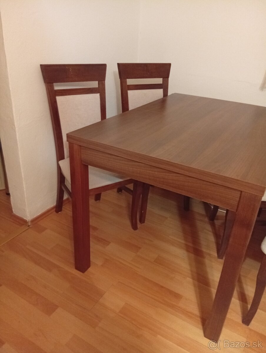 Predám jedálenský stôl so stolickami - 2