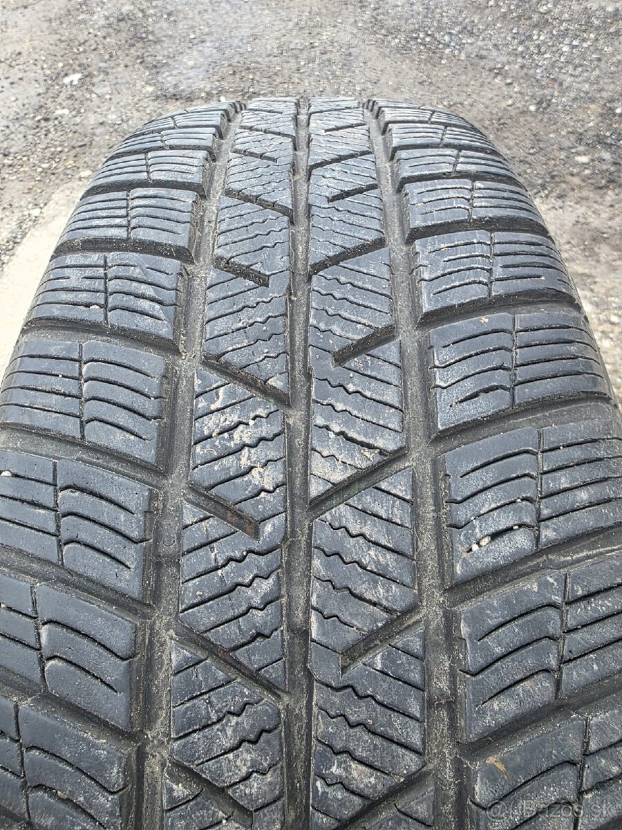 Zimné 225/65 R17 - 2