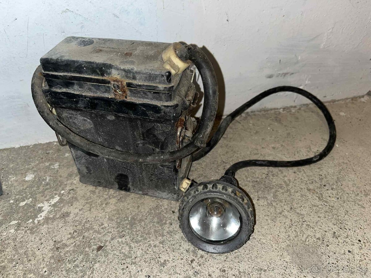 Stará banicka lampa - 2