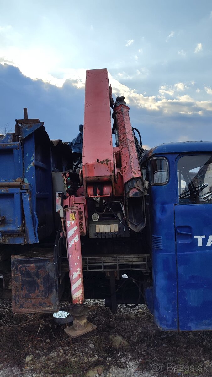 Tatra 148 s hydraulickou rukou - 2