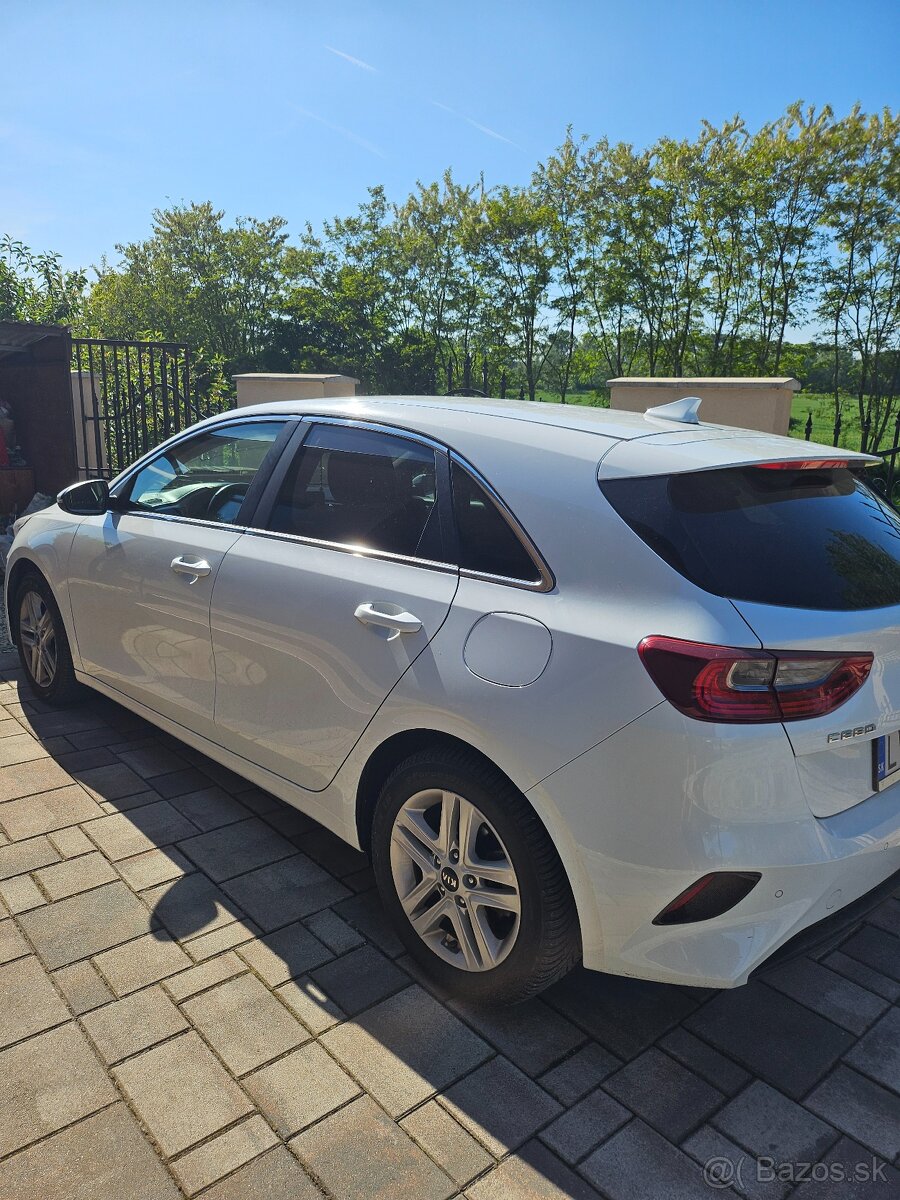 Kia ceed 1.4 benzín automat - 2