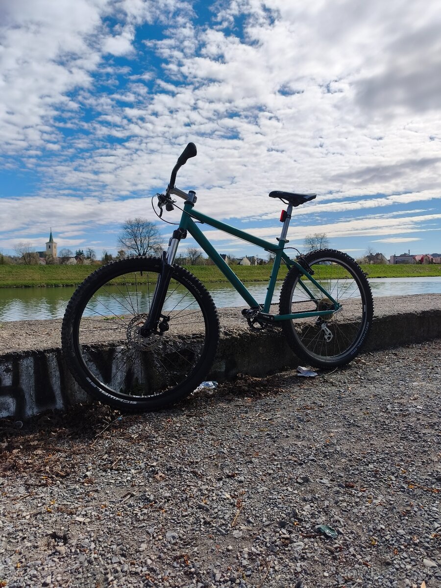 Bicykel Giant - 2