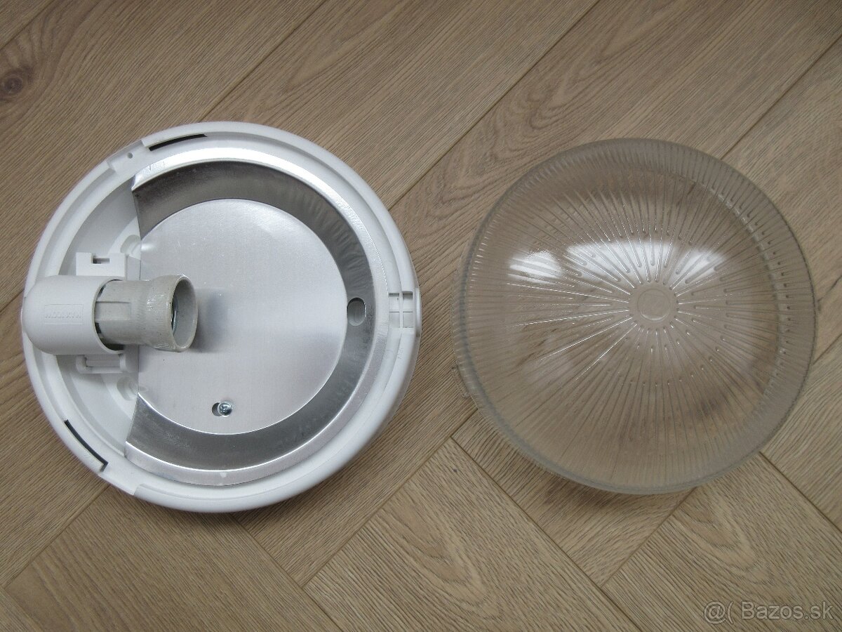 nová nástenná lampa - 2