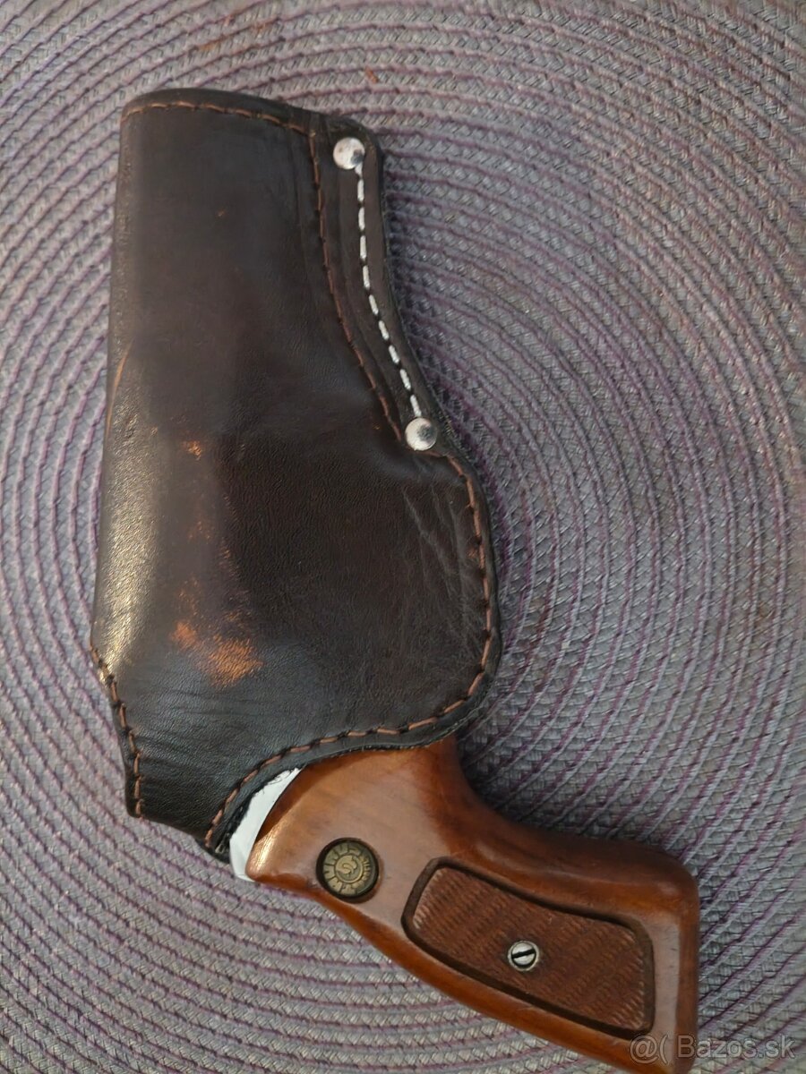 Revolver TAURUS - 2