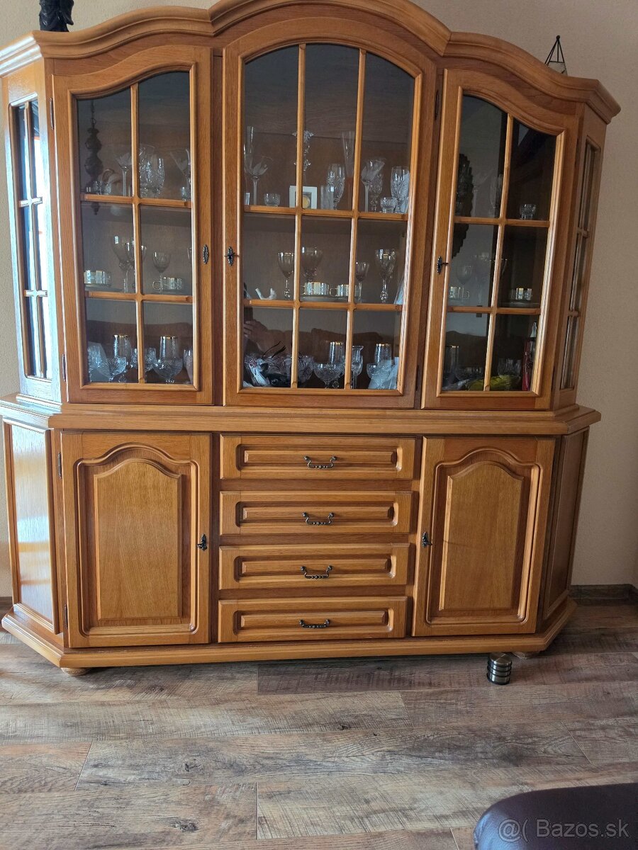 Rustikálny príborník - 2