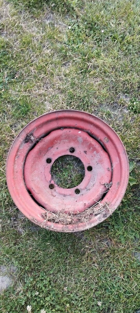 Koleso na Zetor 5,50-16 - 2