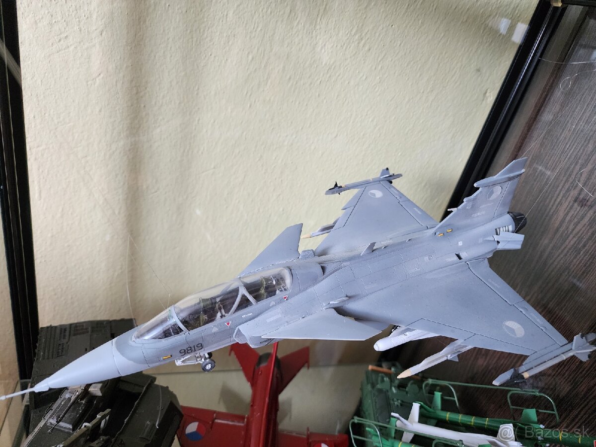Model JAS-39 D Gripen 1:48 - 2