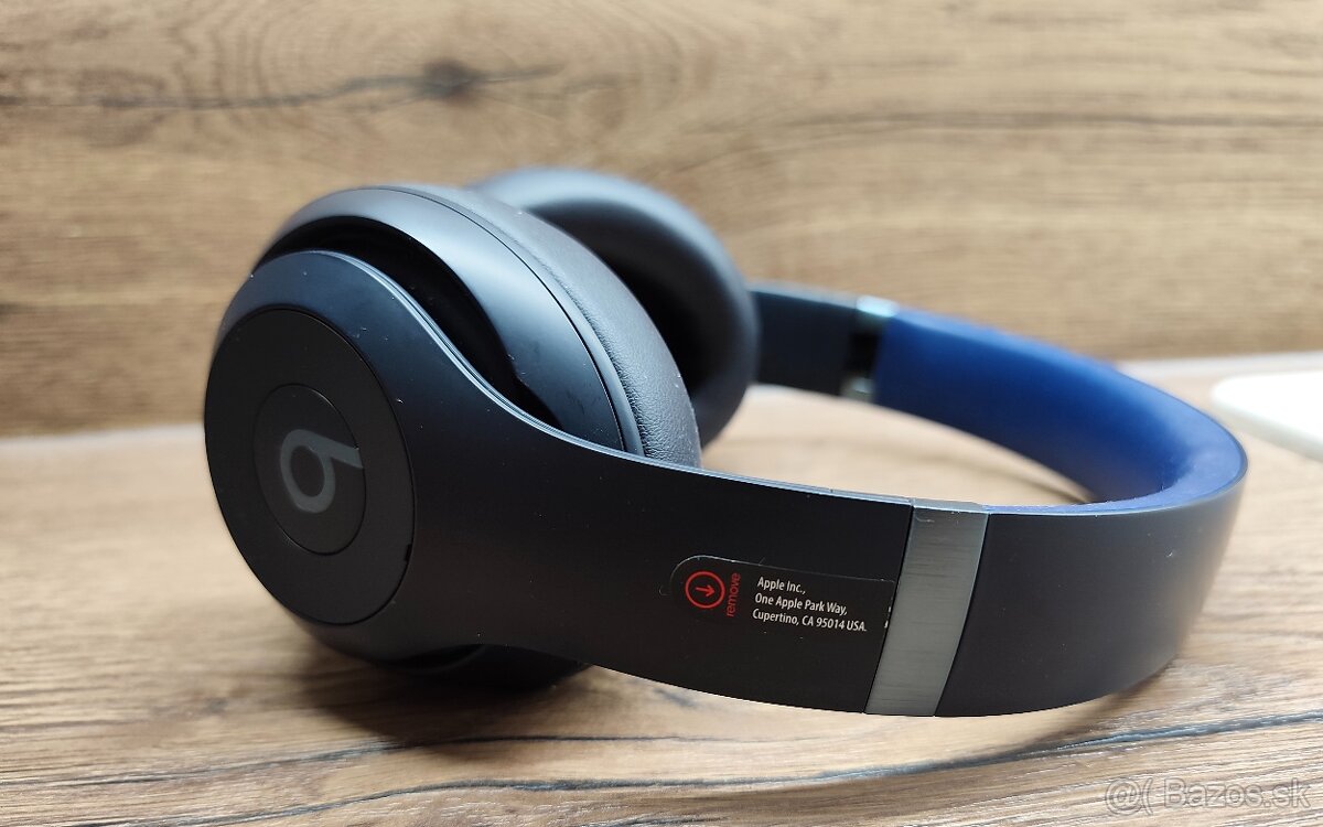 Beats Studio Pro - 2