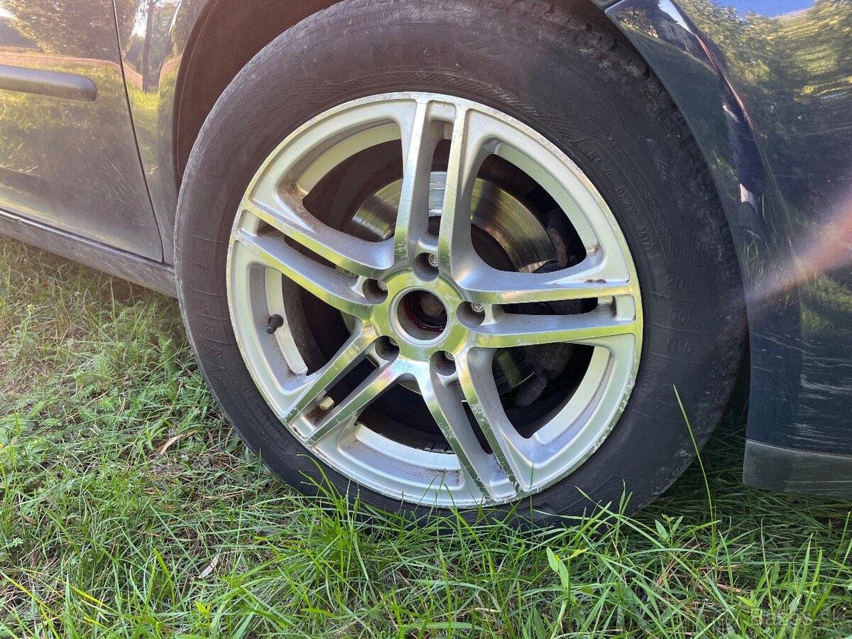 Volkswagen Golf 5 19TDI 66kw - 2