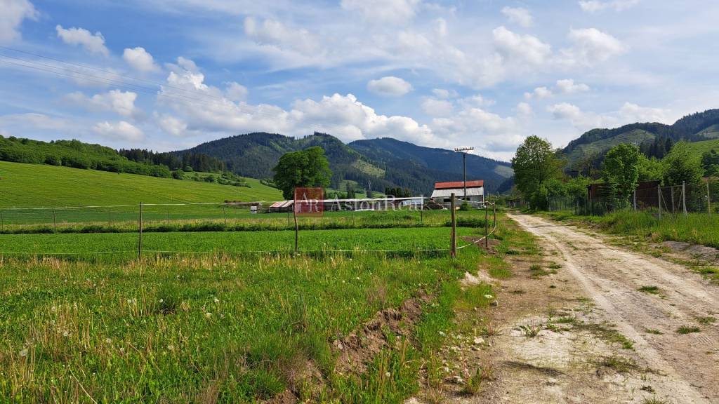 PREDA: Pozemok o výmere 1.039m2, Ludrová - 2