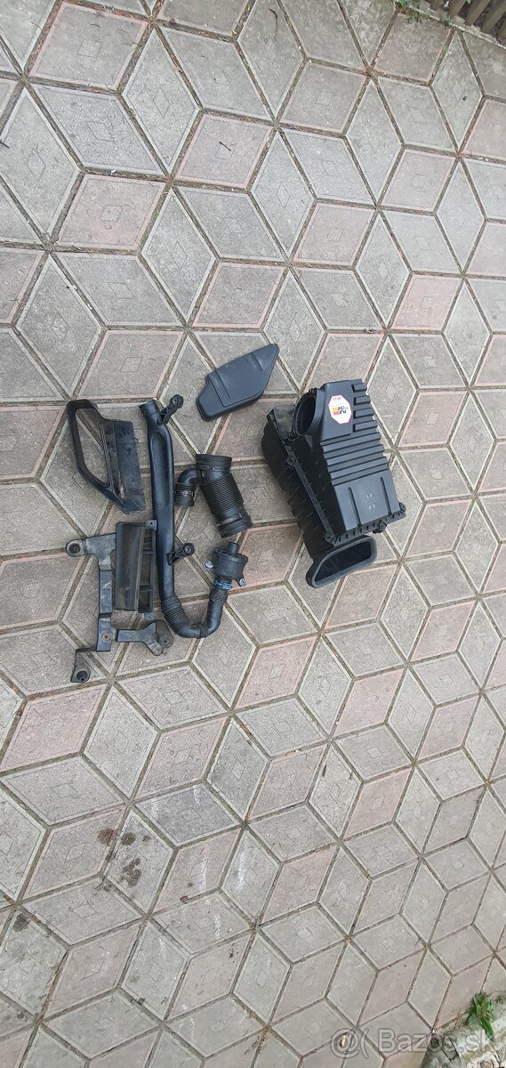 Vw golf 5 r32 air box - 2