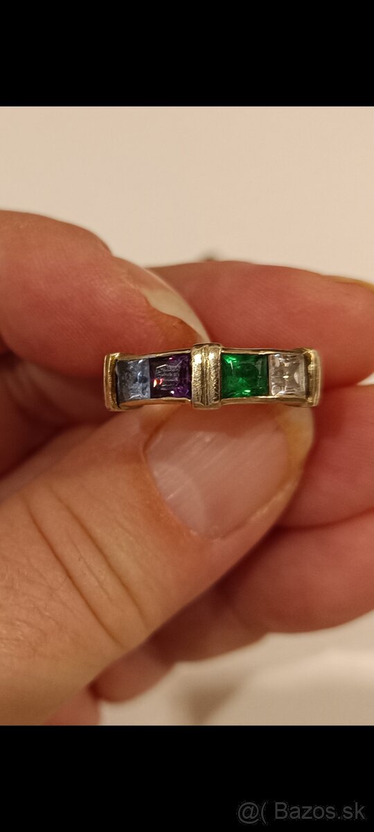 Zlatý prsteň a náušnice - 2