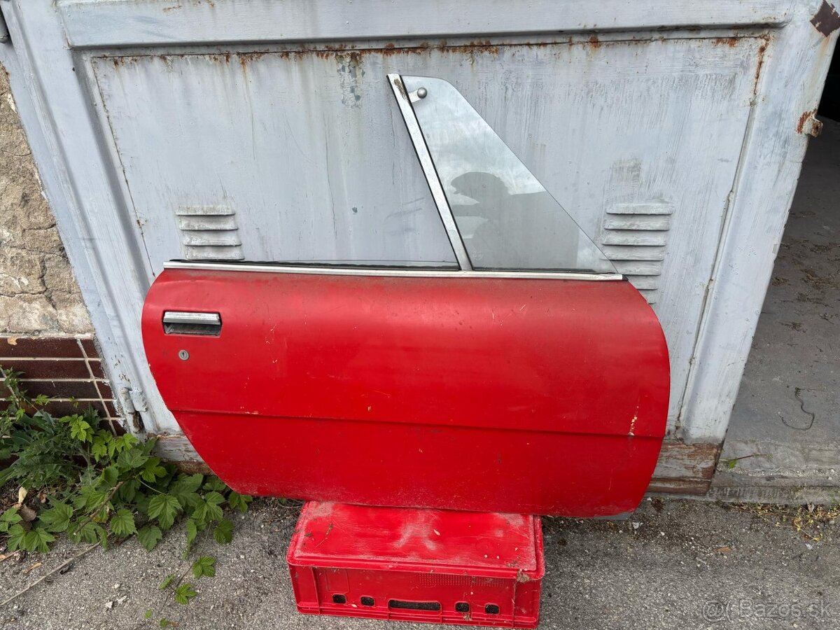 Predám predné pravé dvere SKODA 110R - 2