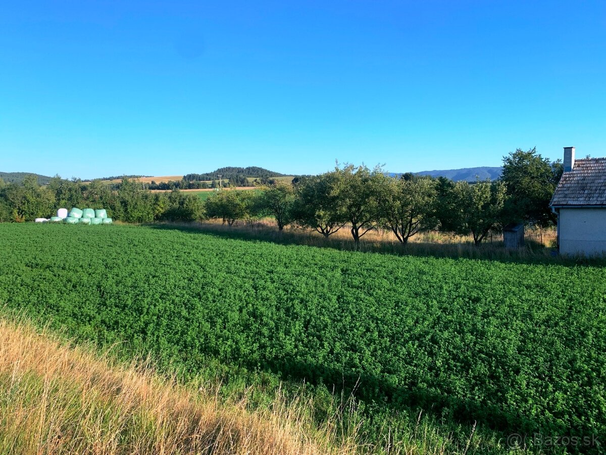 NA PREDAJ stavebný pozemok Hôrka - 2