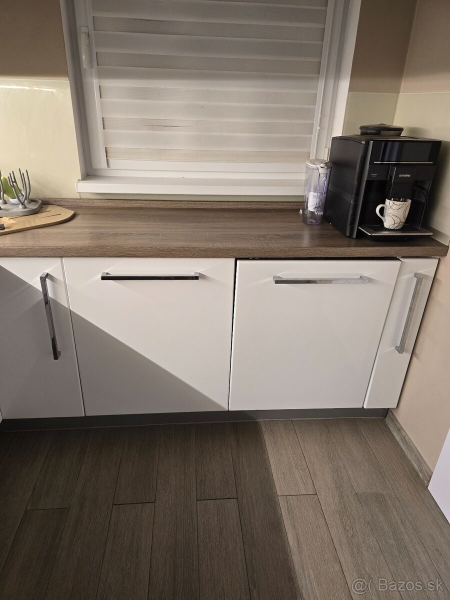 Kuchynská linka- REZERVOVANÁ - 2