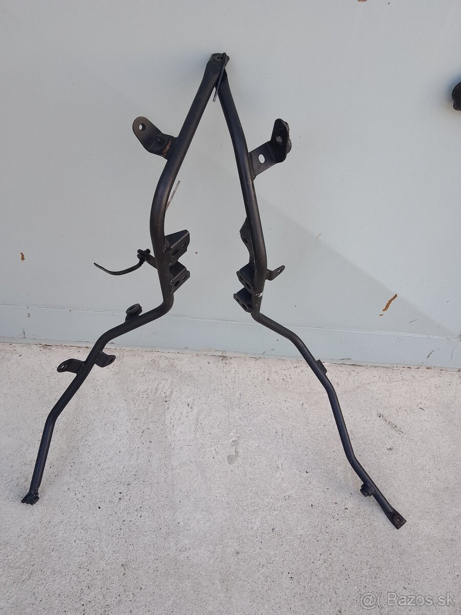 Kawasaki 1400 GTR - 2