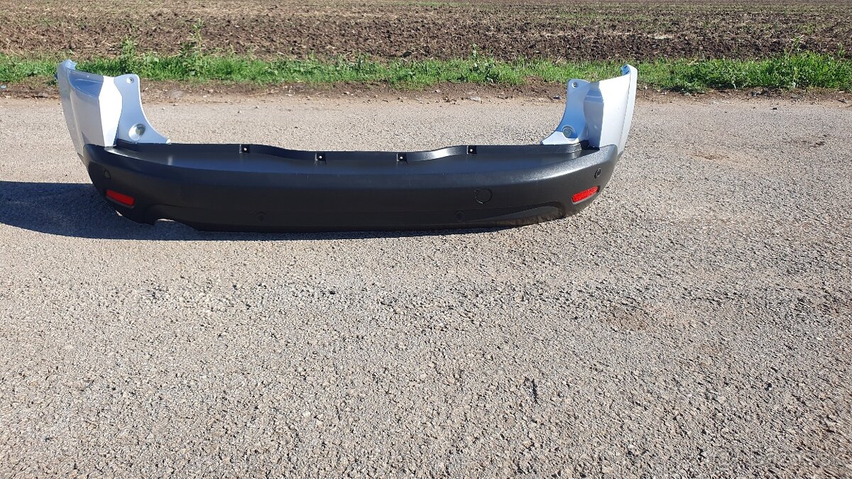 Zadný nárazník na Ford S-Max 2010-2014 - 2