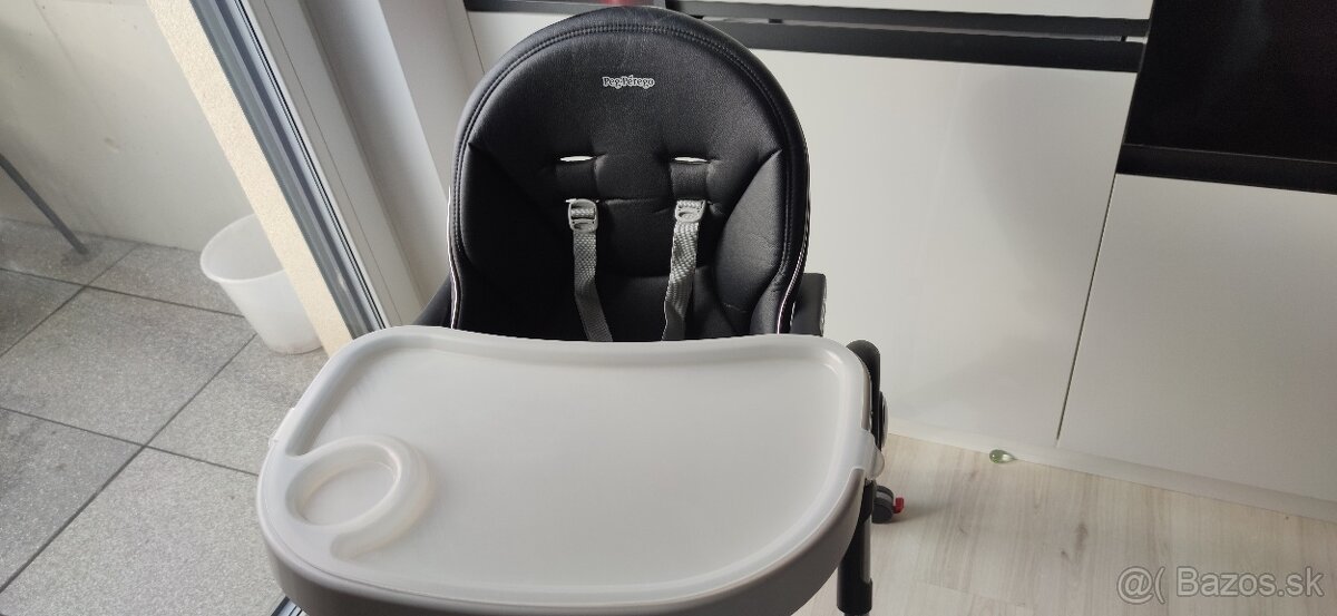 Jedálenská stolička - 2