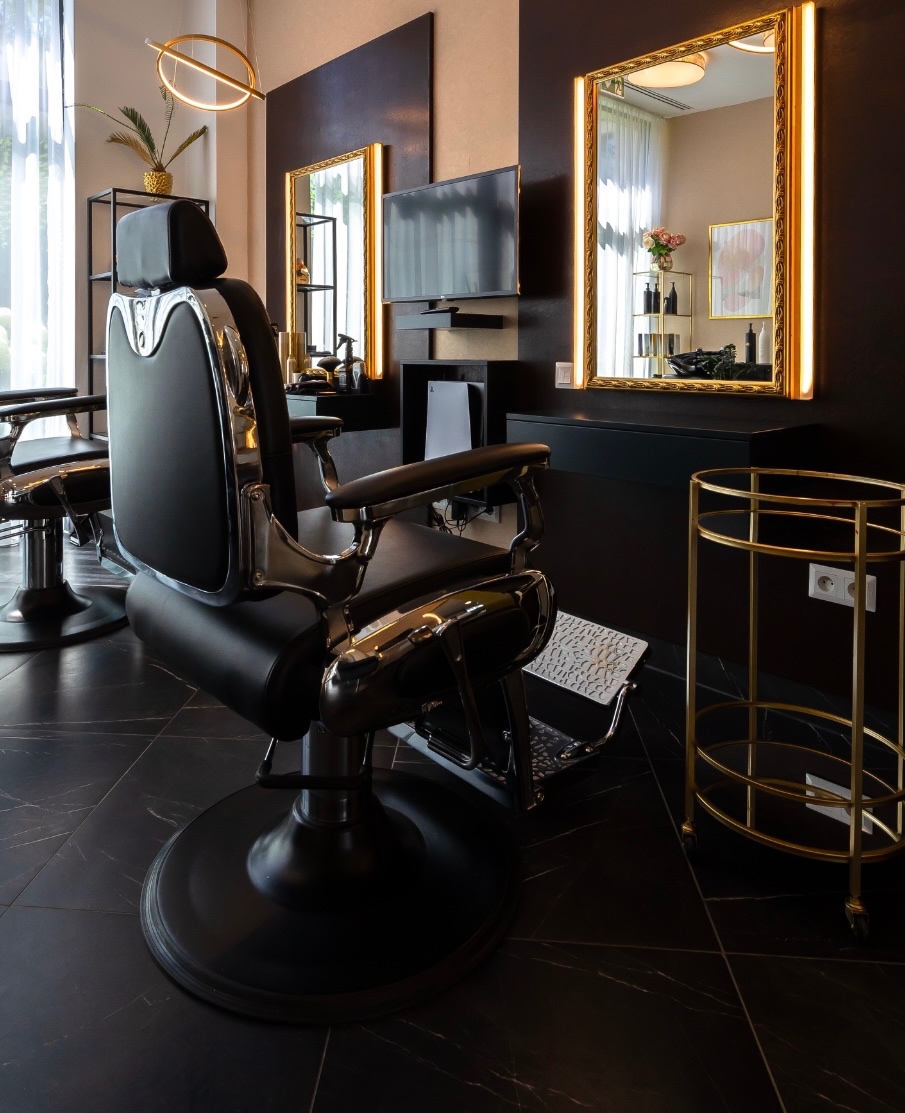 Predám barberské kreslo - 2