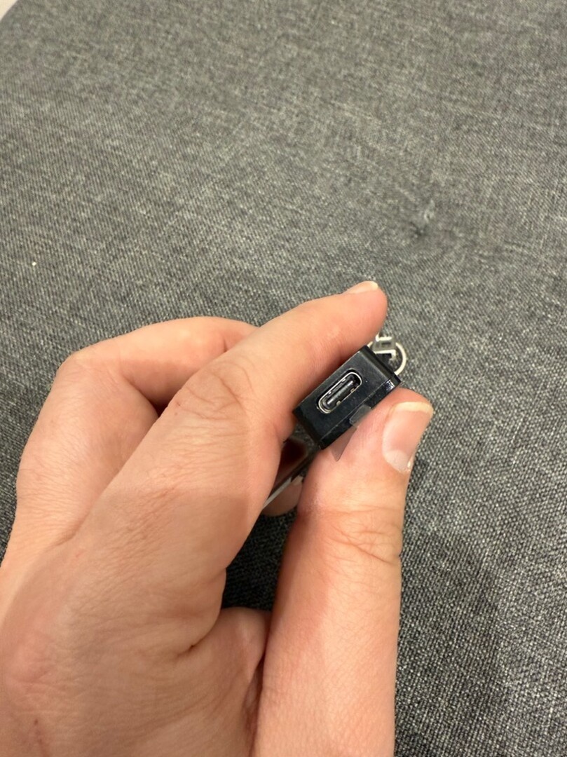 Predám málo používaný Ledger Nano X. - 2