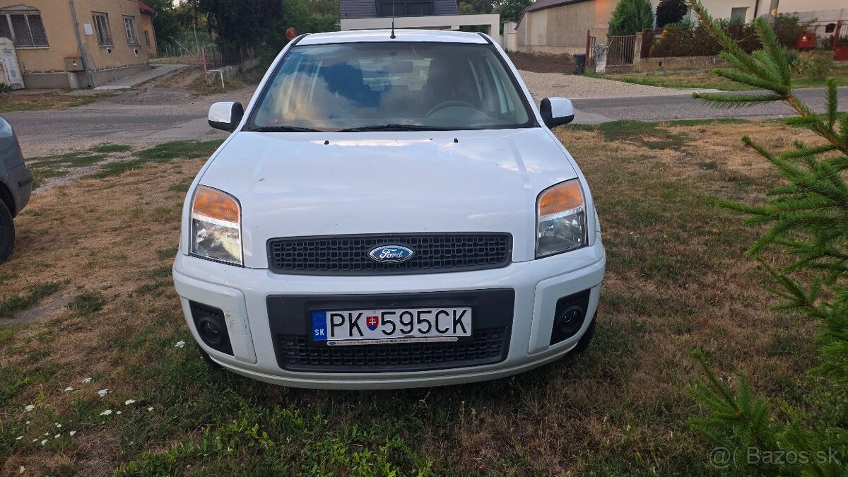 ford Fusion - 2