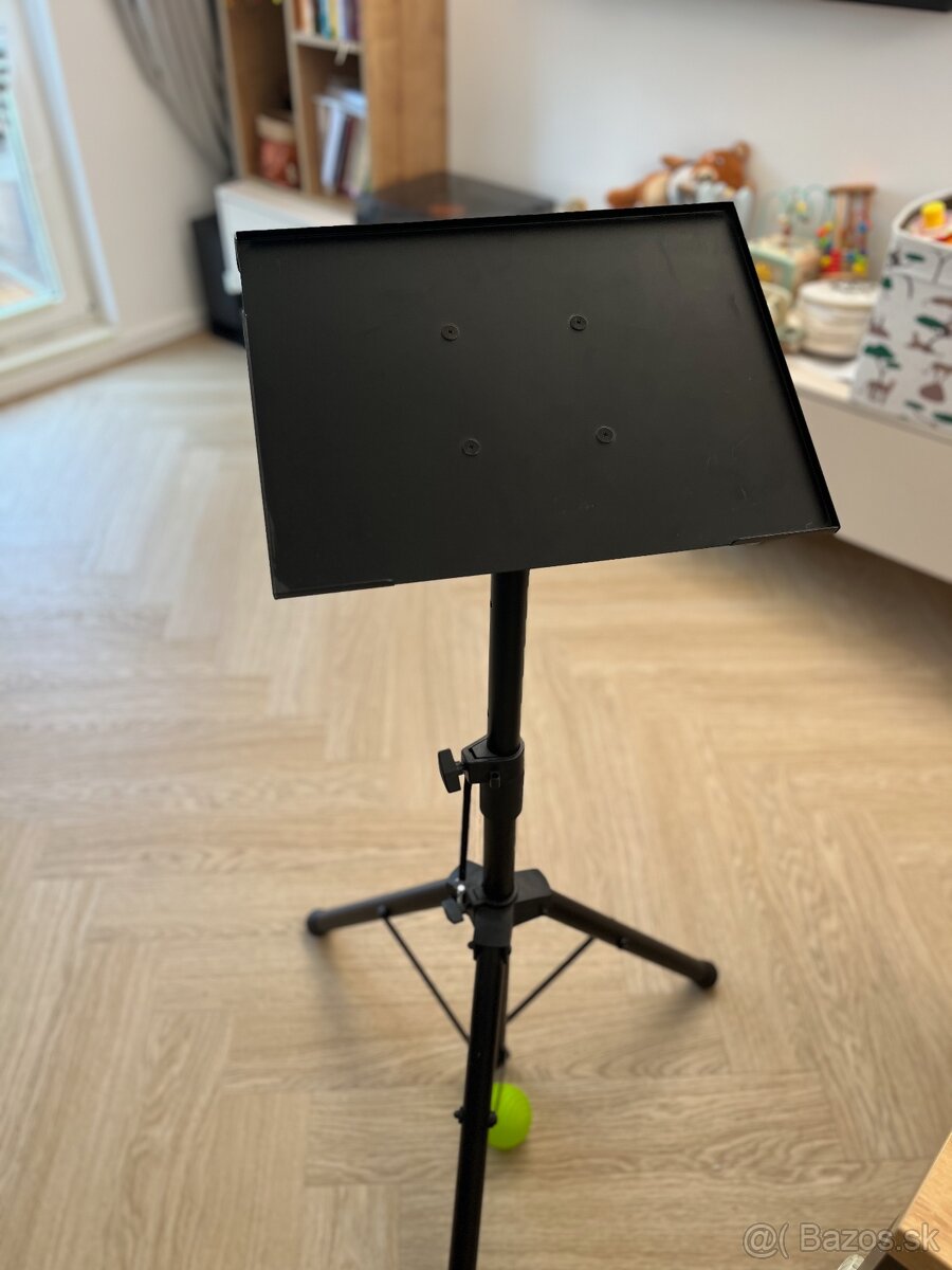 Stojan na notebook Adam Hall SLT 003 - 2