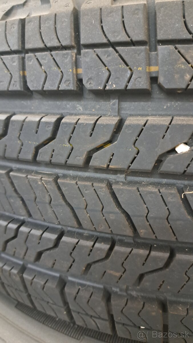 Goodyear 255/55 R20 - 2