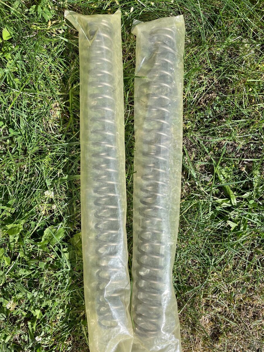 Husqvarna pruziny - struny - 2