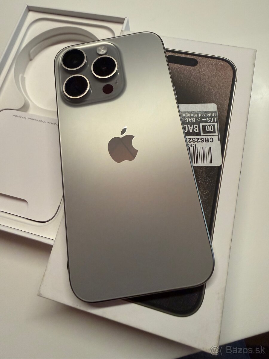 iPhone 15 Pro, 256GB, Natural Titanium - 2
