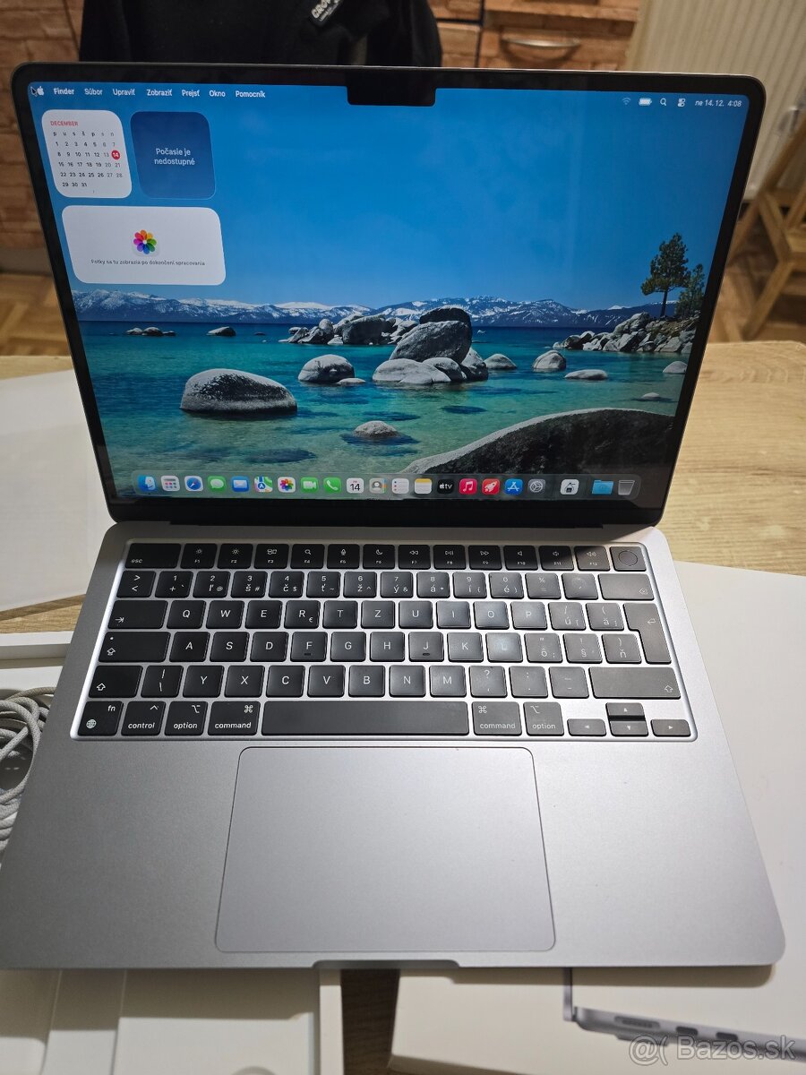 Macbook Air s M2 procesorom 256gb ssd diskom a 8gb ram noteb - 2