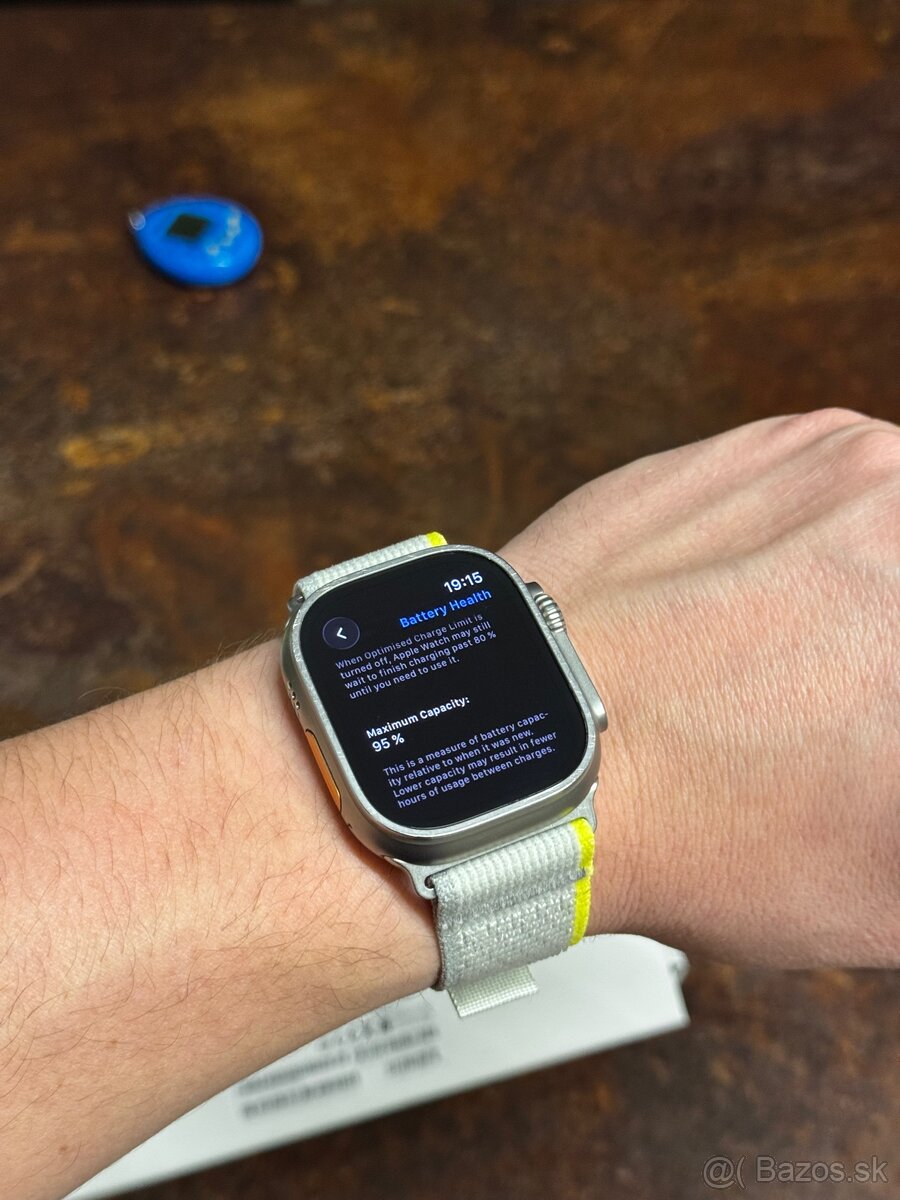 Apple Watch Ultra 2 Titanium – Alpine Loop Olive - 2