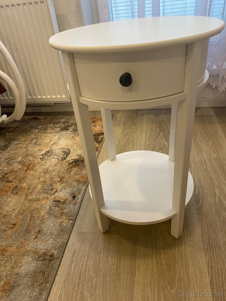nočný stolík - 2