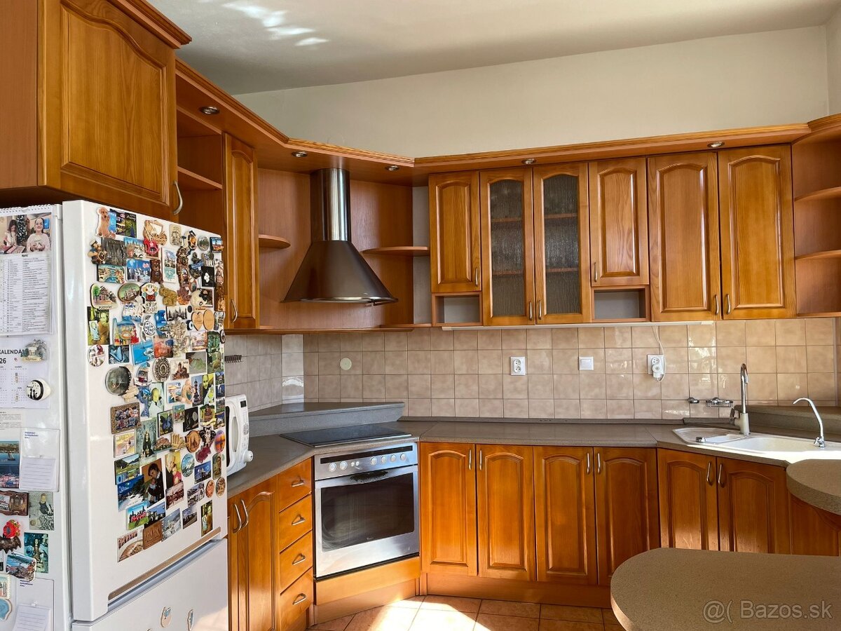 Kuchynská linka - 2