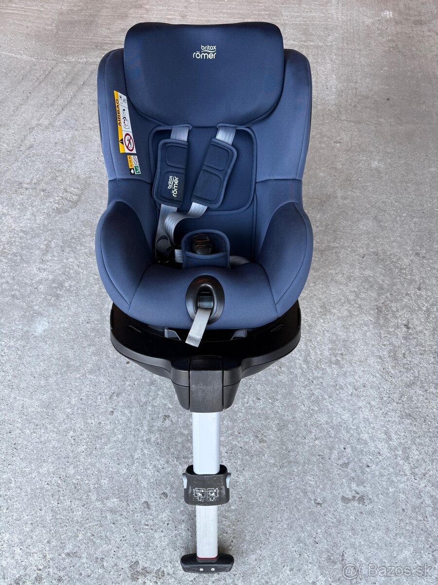 Predam autosedacku BRITAX ROMER - 2